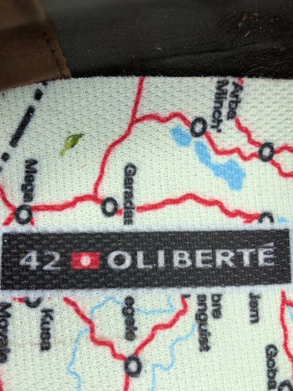 Oliberte oliberté adibo